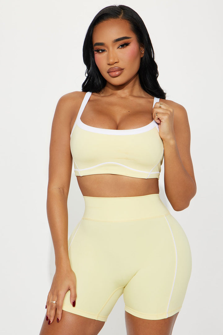 You Got Served Sports Bra - Butter Yellow