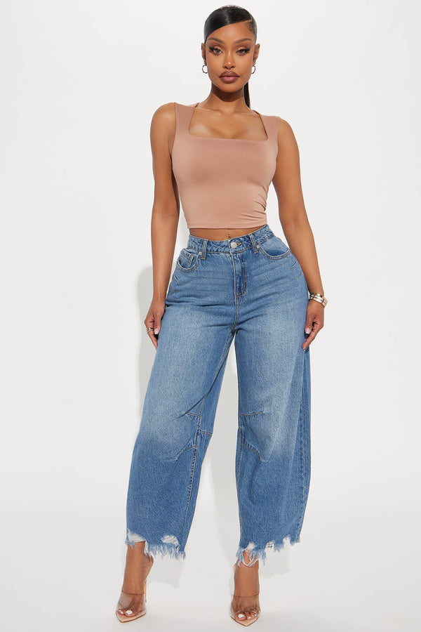 Patron Fray Hem Cropped Barrel Jean - Medium Wash