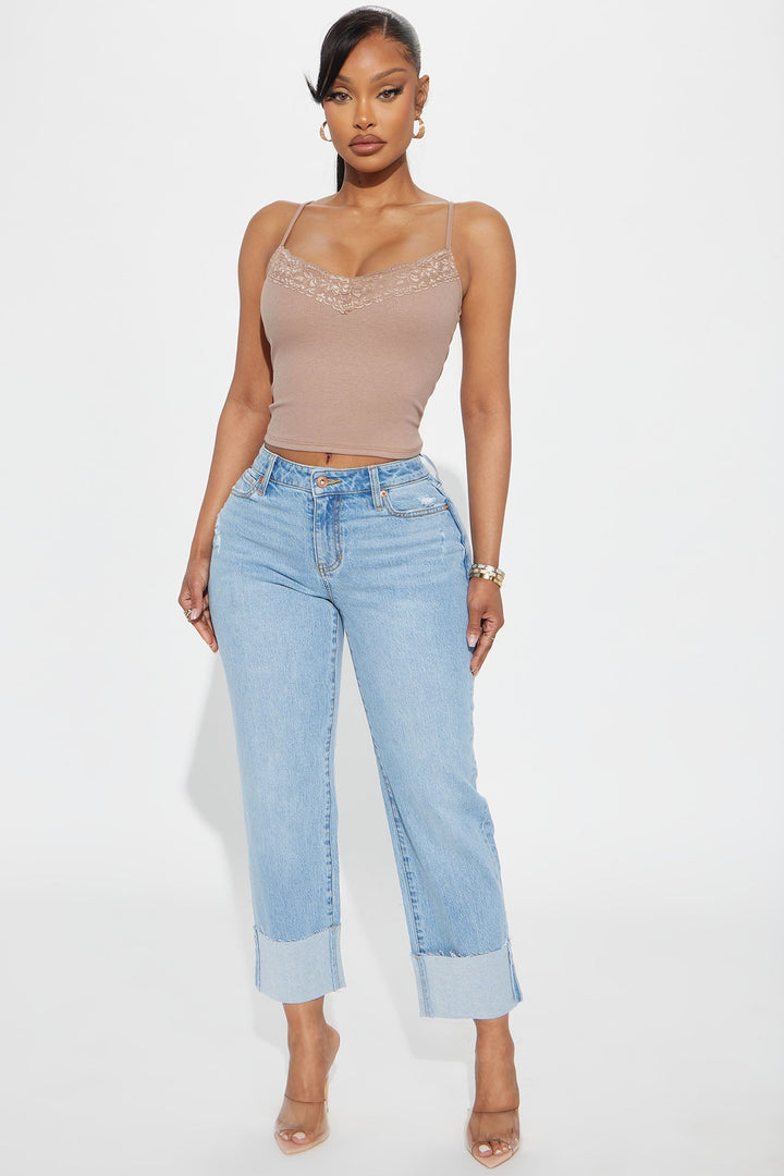 Solene Relaxed Cuffed Straight Leg Jeans - Light Wash