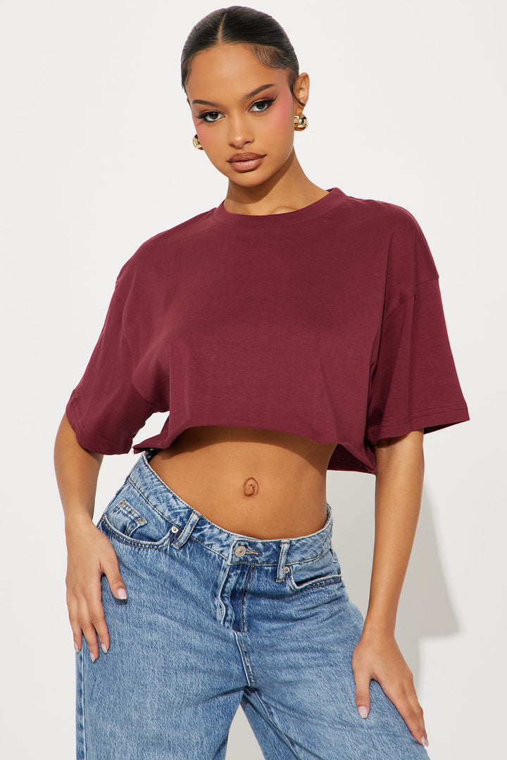 The Oversized Cropped Tee - Burgundy