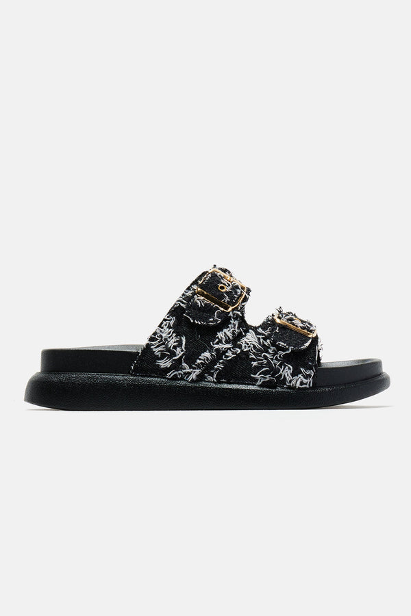 Doing Things Flat Sandals - Black