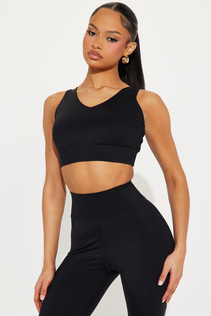 Core Cadence Sports Bra - Black