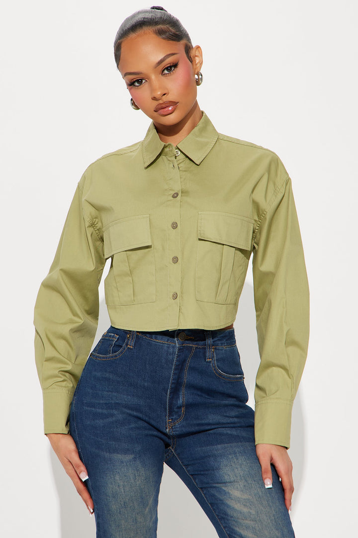 Stay Active Cropped Poplin Shirt - Olive