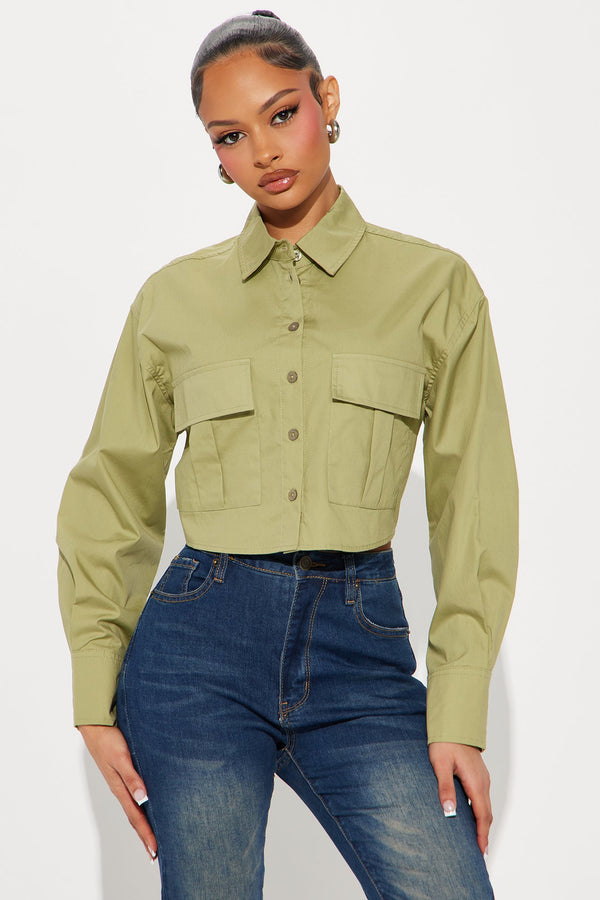 Stay Active Cropped Poplin Shirt - Olive