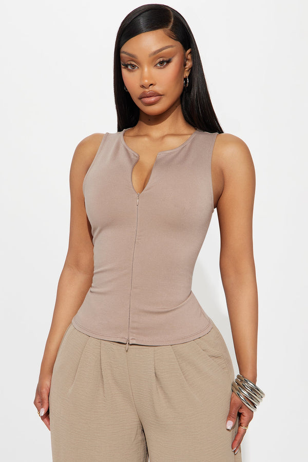 Leona Zipper Front Ponte Top - Mocha