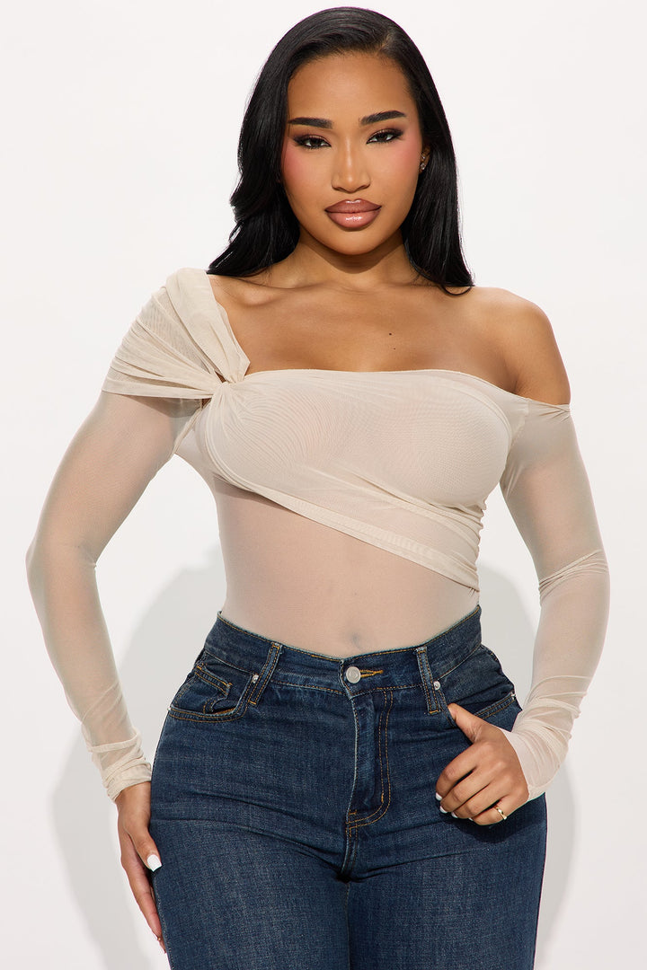 Priscilla Mesh Off Shoulder Top - Blush