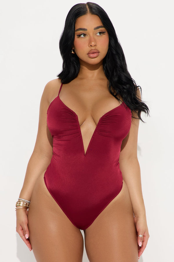 Very Unyielding V-Wire Ruched Bodysuit - Burgundy