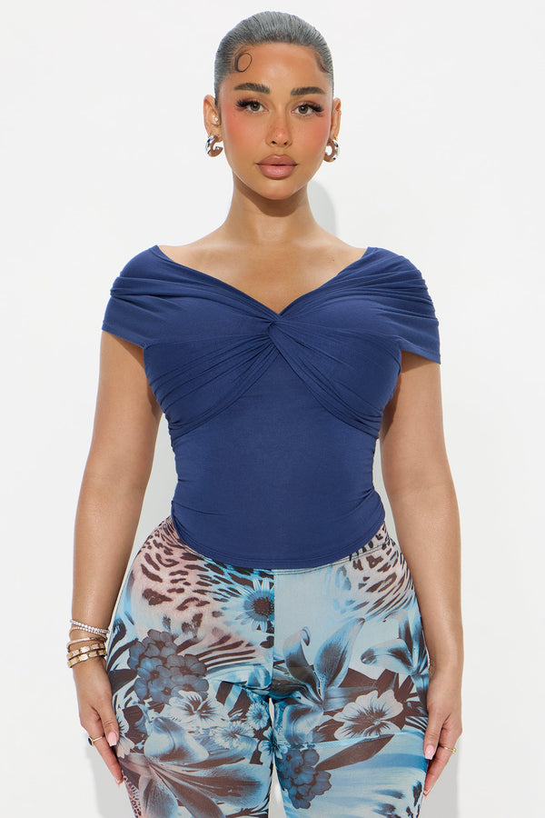 With A Twist Short Sleeve Ruched Top - Navy
