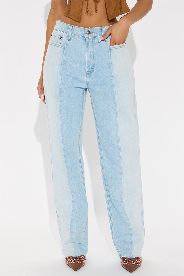 Andi Two Tone Straight Leg Jeans - Light Wash