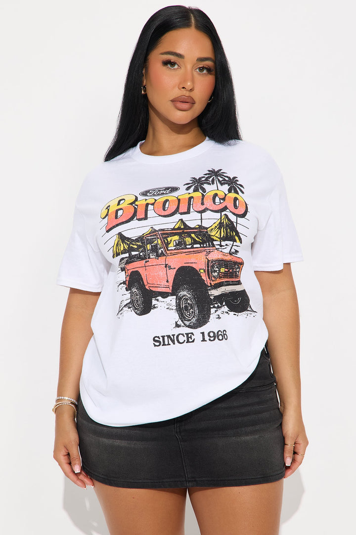 Bronco Island Oversized Tee - White