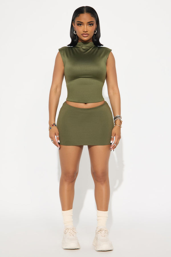 Contour Double Lined Mock Neck Top - Military Green