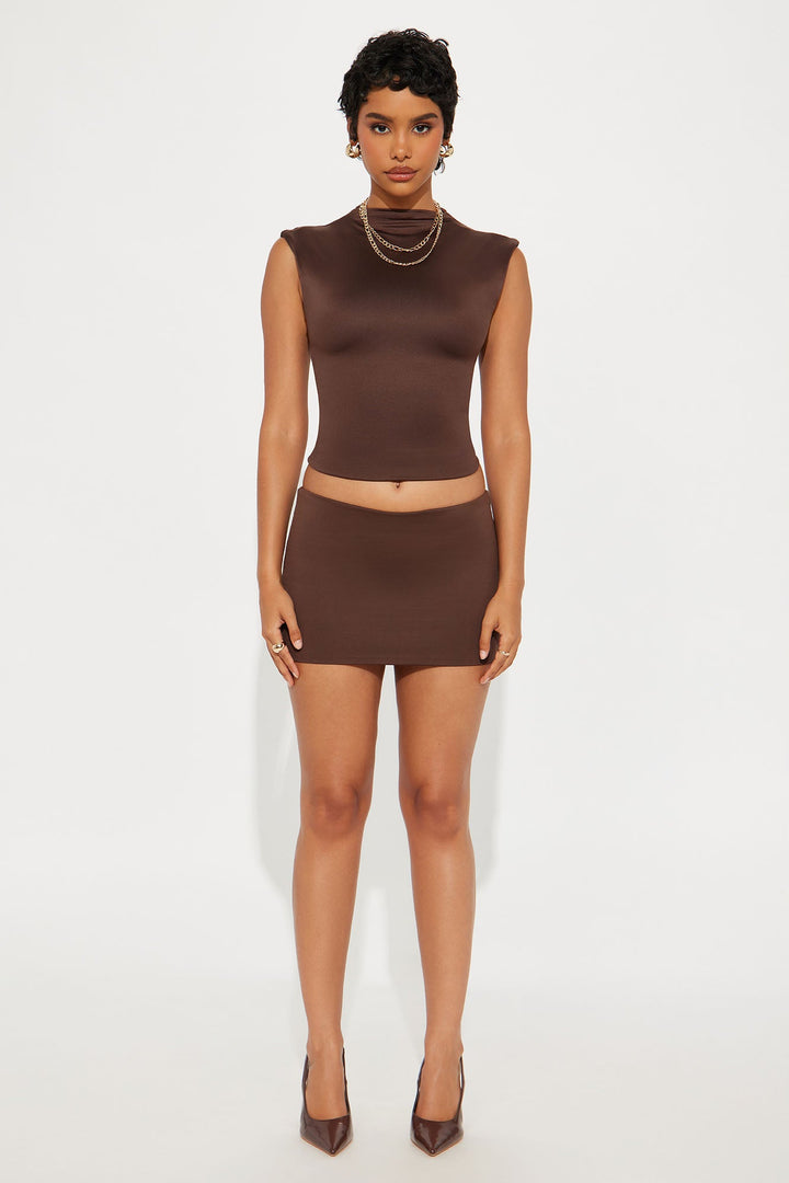 Contour Double Lined Mock Neck Top - Chocolate