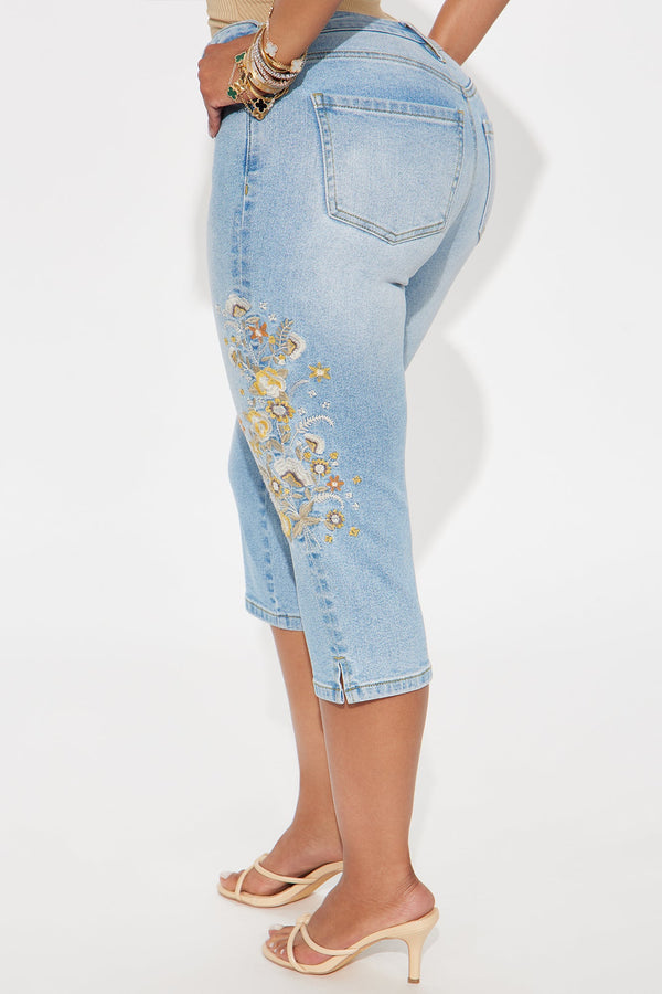 Midsummer Embroidered Capri Skinny Jeans - Light Blue Wash