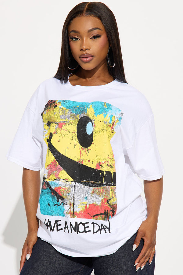 Have A Good Day Smiley Tee - White