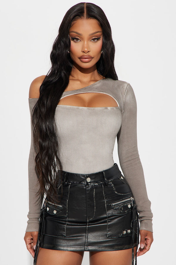 Don't Wait Up One Shoulder Top - Mocha