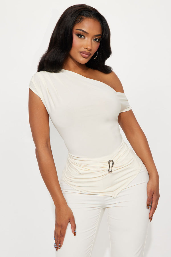 Lucina Ruched Off Shoulder Top - Cream