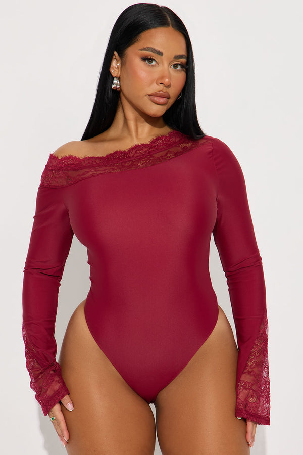 Château Living Off Shoulder Lace Trim Bodysuit - Burgundy