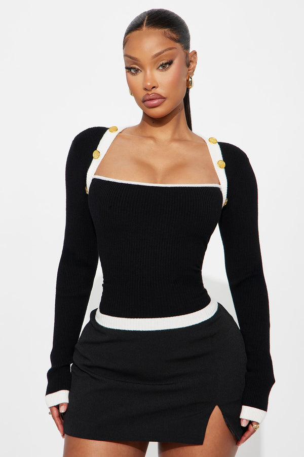 Poppy Dream Hardware Contrast Sweater Top - Black/White
