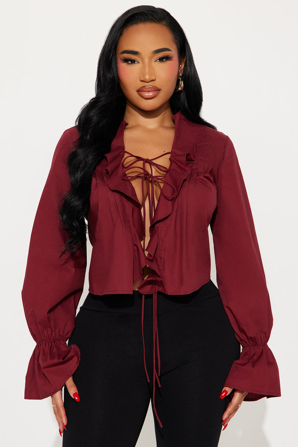 Weekend Unlocked Ruffle Flyaway Top - Burgundy