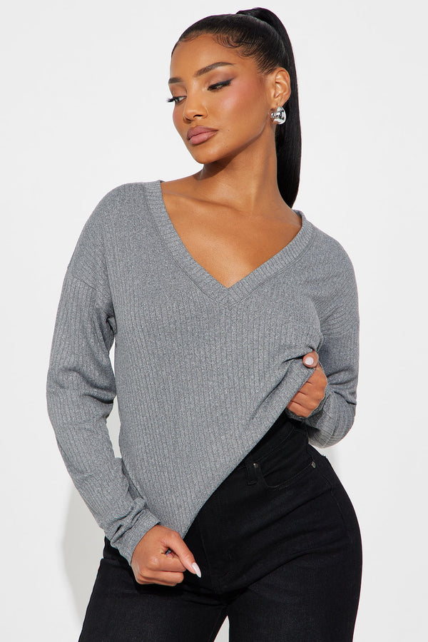 Bailey Basic V Neck Ribbed Top - Heather Grey