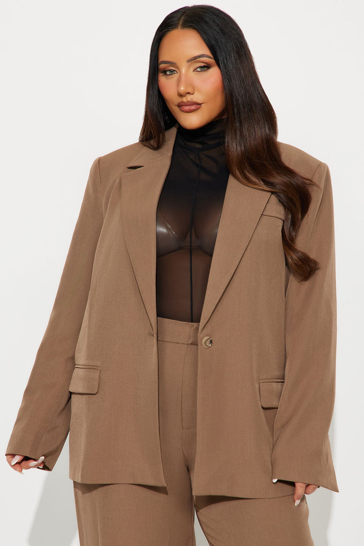 Close The Deal Fitted Blazer - Mocha