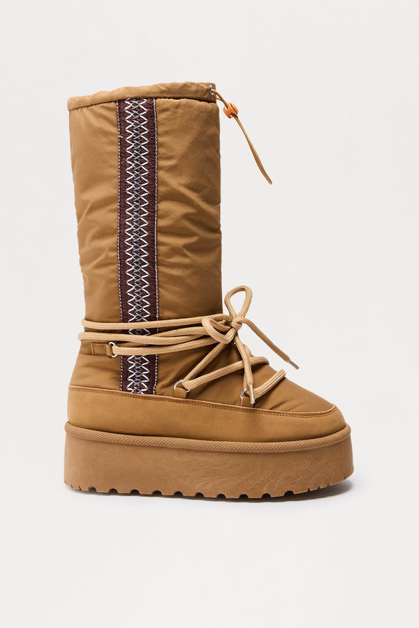 Ski Lift Lace Up Snow Boots - Camel