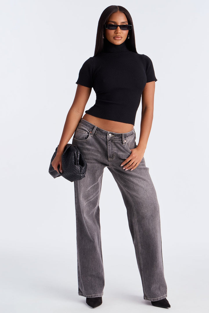 Petite Greyson Low Rise Straight Leg Jeans - Grey