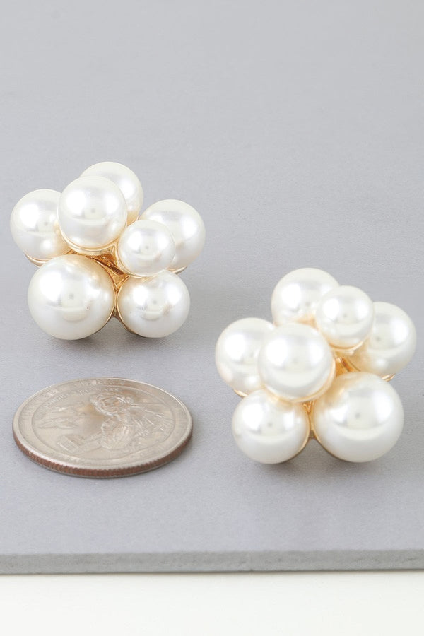 Pearl Flower Bundle Stud Earrings