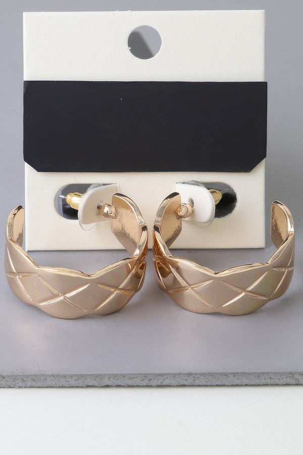 Diamond Quilt Cut Hoop Earrings